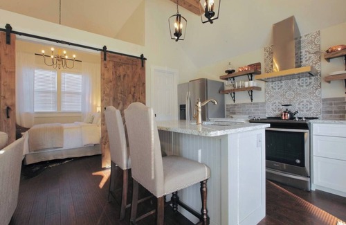 Green Hills House | 12 South Private Cozy Guesthouse