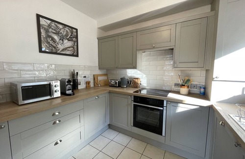 Burgh Island Cottage | 12 THURLESTONE ROCK, family friendly, with pool in Thurlestone