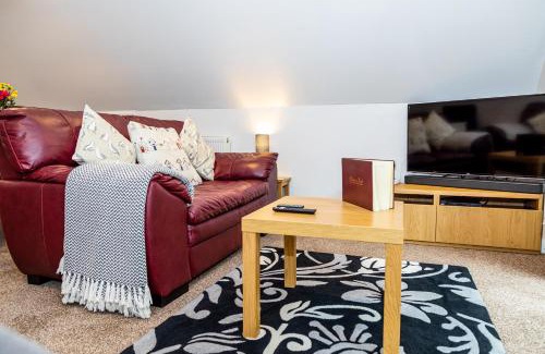St. Ann's Chapel House | 12 Valley Lodge