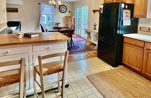 North Falmouth House | 12 Whimbrel Drive - Cozy North Falmouth Home Near Beach, Dining & Mini Golf