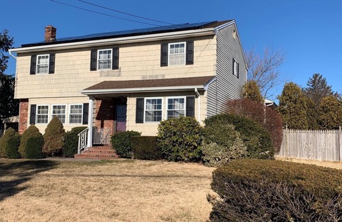 Bayville House | 120 foot walk to semiprivate beach New central air