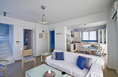 Chlorakas House | 120 m² House ∙ 3 bedrooms ∙ 7 guests