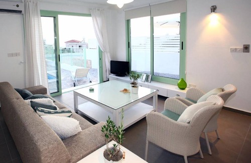 Chlorakas House | 120 m² House ∙ 3 bedrooms ∙ 7 guests