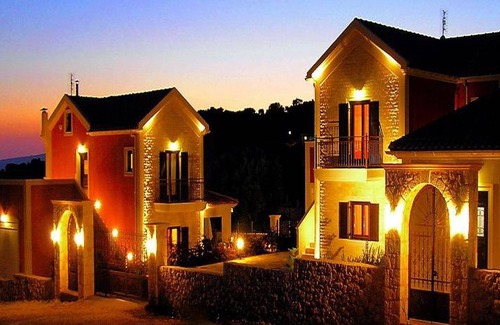 Razata Resort | 120 m² Resort ∙ 3 bedrooms ∙ 7 guests