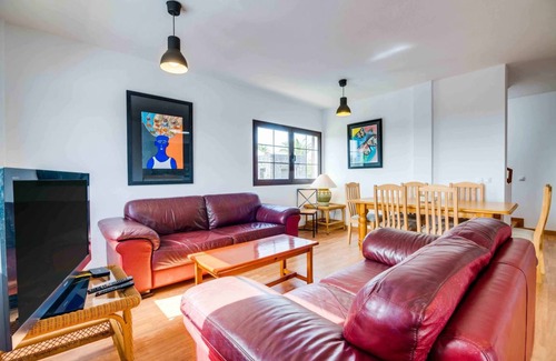 Playa Blanca Villa | 120 m² Villa ∙ 4 bedrooms ∙ 8 guests