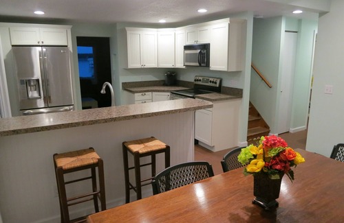 Beulah House | 120' on Waterfront-Platte Lake Lodge-Pontoon Available!