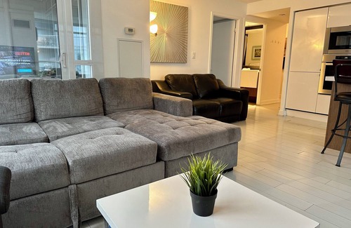 CityPlace Apartment | 1200+sqft Luxury Corner Suite