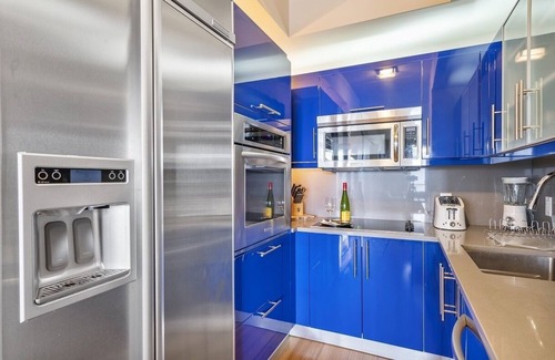 Central Beach Condo | 1201 W S 1 Bedroom Condo by RedAwning