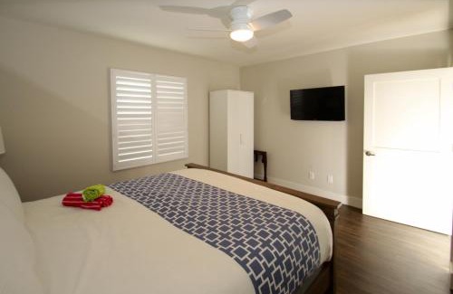 South Oceanside Apartment | 1202 South Pacific