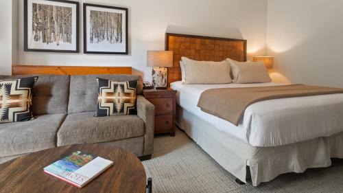 Stowe Area Resort | 1204 Lodge At Spruce Peak Ski In Ski In Ski Out King Studio By Stowe Mountain Rentals