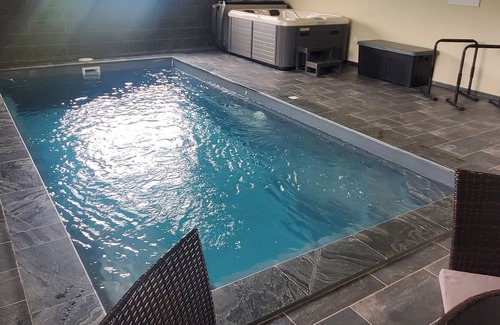 La Plaine des Cafres Apartment | 120m² apartment with indoor pool and Spa, ideal for couples