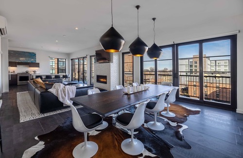 Midtown Hotel | 121 Hotel Buyout by AvantStay | Buyout w/Living Areas & Meeting Room! Sleeps 58