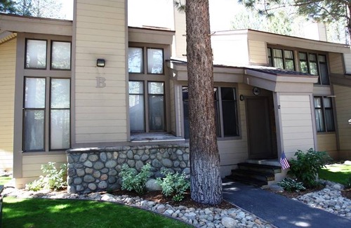 Mammoth Lakes Condo | 121 m² Condo ∙ 2 bedrooms ∙ 8 guests