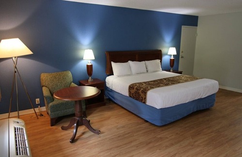 Gold Rock Hotel | 121 Motel