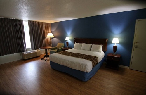 Gold Rock Hotel | 121 Motel