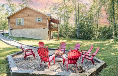 Sevierville Cabin | 122 m² Cabin ∙ 2 bedrooms ∙ 8 guests