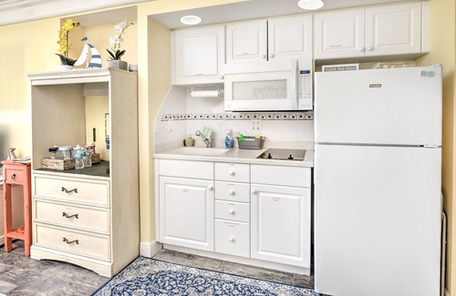 Ortona Park Condo | 1222- Ocean views-Pools Closed-Construction Deals