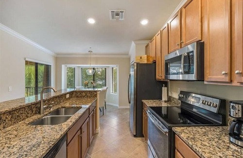 Cypress Lake Condo | 1223 Fort Myers Home