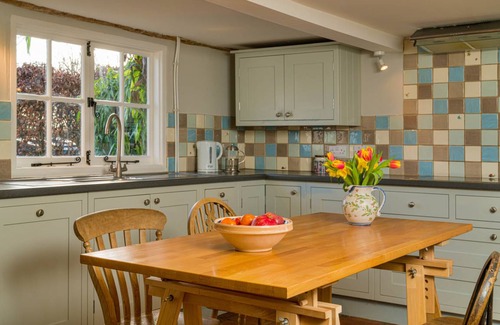 Newmarket Cottage | 125 m² Cabin ∙ 2 bedrooms ∙ 4 guests