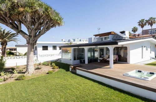 Punta del Hidalgo Villa | 125 m² Villa ∙ 3 bedrooms ∙ 5 guests