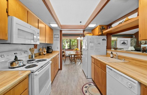 Graeagle Condo | #126 Graeagle Meadows