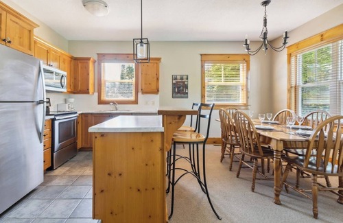 The Blue Mountains Condo | 126 Snowbridge: Mountain Views at Blue