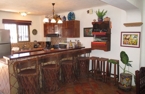 Emiliano Zapata Condo | 129 SALE PRICE BESTLOCATION on the beachVeryPopularVISTAdelSOL802 ZONAROMNTICA