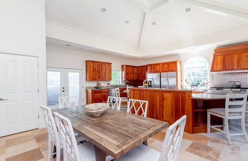 Lexington Villa | 12acre Villa right by Keeneland-Keene Creek Estate 10,000sqft