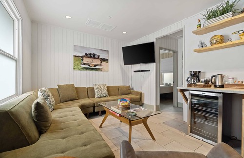 Stockton Hotel | 12BR Retreat @ Resort 48 guests. Expand to 34BR.