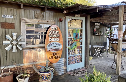 Bandera House | 12th St. Cowboy Corner Bandera, TX