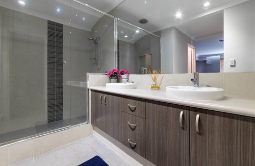 Brabham House | 13 Home Close to Swan Valley in Brabham Family perfect