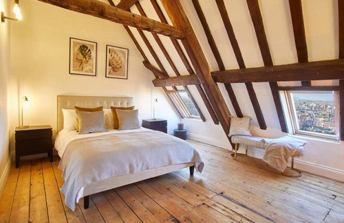 Whitby House | 13 m² House ∙ 5 bedrooms ∙ 10 guests