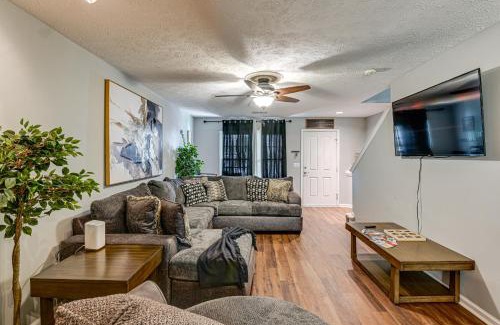 Nashboro Village House | 13 Mi to Dtwn Nashville Gem Near Golf and Fishing