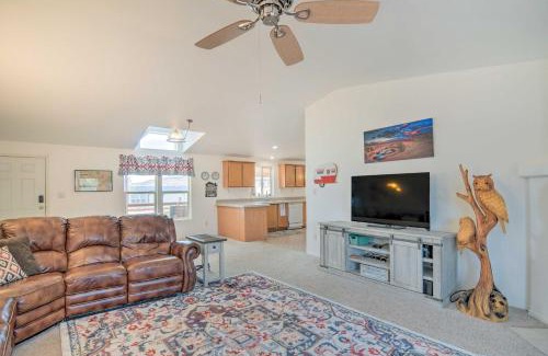 Big Water House | 13 Mi to Lake Powell Mtn-View Home with Deck and BBQ