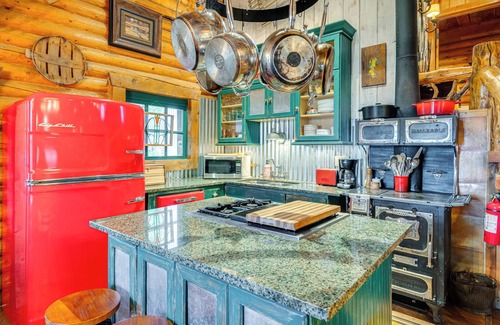 Summit Park Cabin | ~ 13 Mi to Main St: Park City Cabin w/Mtn Views!