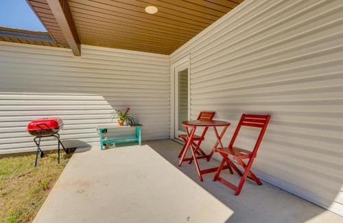 Duncanville House | 13 Mi to Tuscaloosa Riverwalk Cottondale Home