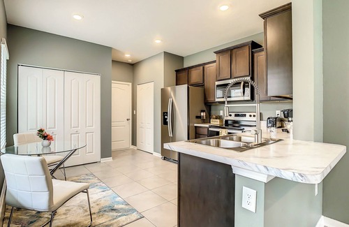 Baymeadows House | 13 miles to Mayo Clinic-Jax's Perfect spot!
