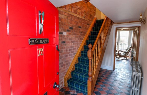 Duffield Cottage | 130 m² Cottage ∙ 3 bedrooms ∙ 6 guests