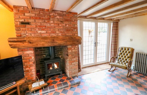 Duffield Cottage | 130 m² Cottage ∙ 3 bedrooms ∙ 6 guests