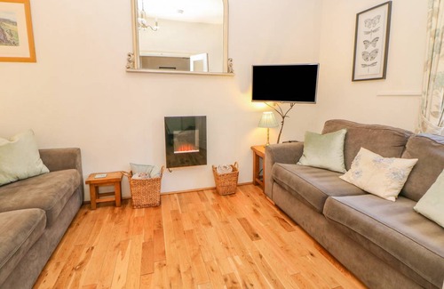 Tideswell Cottage | 130 m² Cottage ∙ 3 bedrooms ∙ 6 guests