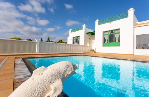 Las Brenas Villa | 130 m² Villa ∙ 3 bedrooms ∙ 6 guests