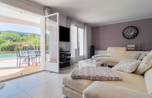 Gonfaron Villa | 130 m² Villa ∙ 3 bedrooms ∙ 8 guests