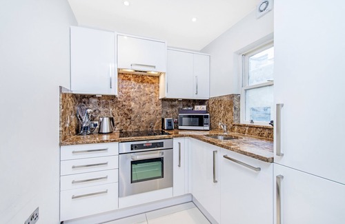South Kensington Apartment | 130 Queen's Gate Apartments