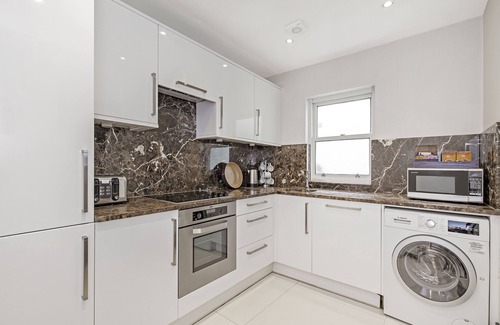 South Kensington Apartment | 130 Queen's Gate Apartments