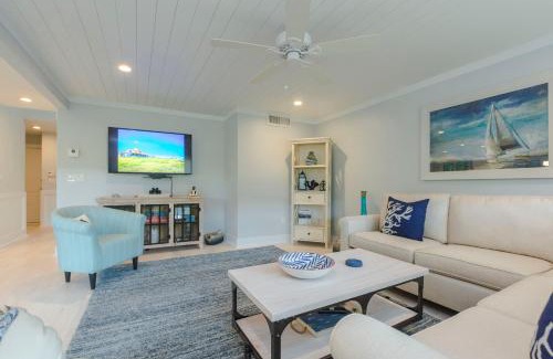 West Beach Village Villa | 1304 Fairway Oaks Villa by Akers Ellis Rentals