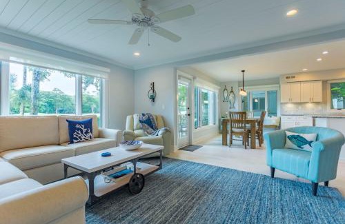 West Beach Village Villa | 1304 Fairway Oaks Villa by Akers Ellis Rentals
