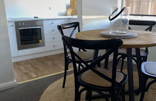 Cowra Apartment | 131 Kendal Street Apartments