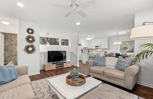 West Beach Village Condo | 1314 Fairway Oaks: 3BR, Golf & Lagoon Views, Beach Gear/Bike Credit