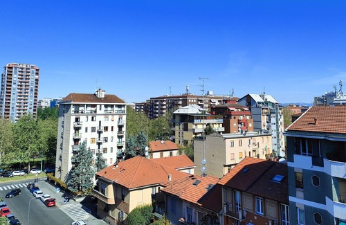 Segnano Apartment | 132 m2 apartment for six guests in the Bicocca/Niguarda/Isola area
