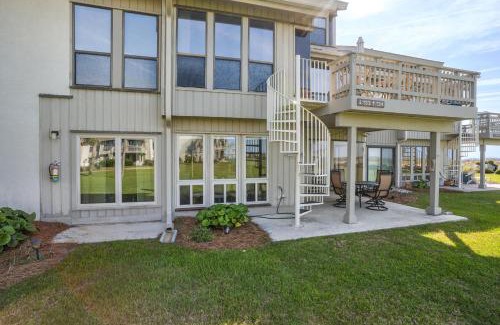 Saint Helena Island House | 133 Captain John Fripp - 3 BD/2 BA with Resort Amenities!